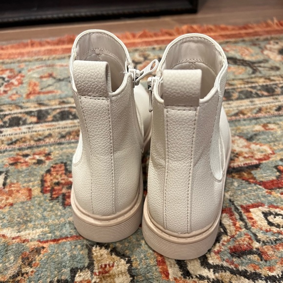 COPY - Kid’s Ankle Boots - Picture 3 of 4